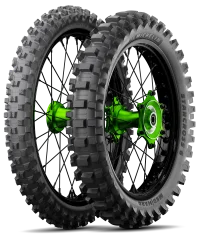 110/100 - 18 64M STARCROSS 6 MEDIUM HARD NHS R TT Michelin thumbnail