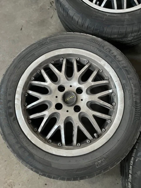 Image of Valuvelje/suverehvid 16"