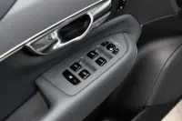 Volvo XC90 184kW thumbnail