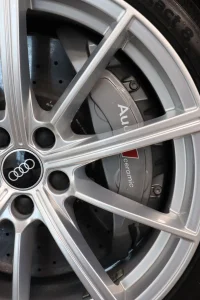 Audi RS 5 346kW thumbnail