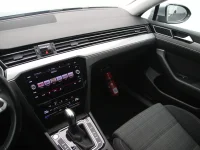 Volkswagen Passat 2 110kW thumbnail