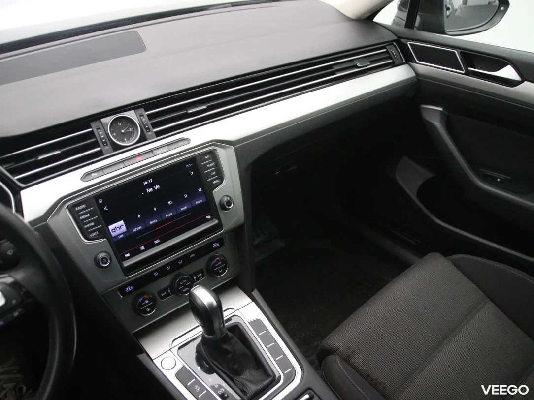 Volkswagen Passat 1.6 88kW