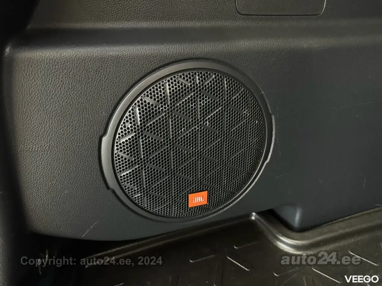 Toyota RAV4 Executive Premium JBL 2.5 131kW