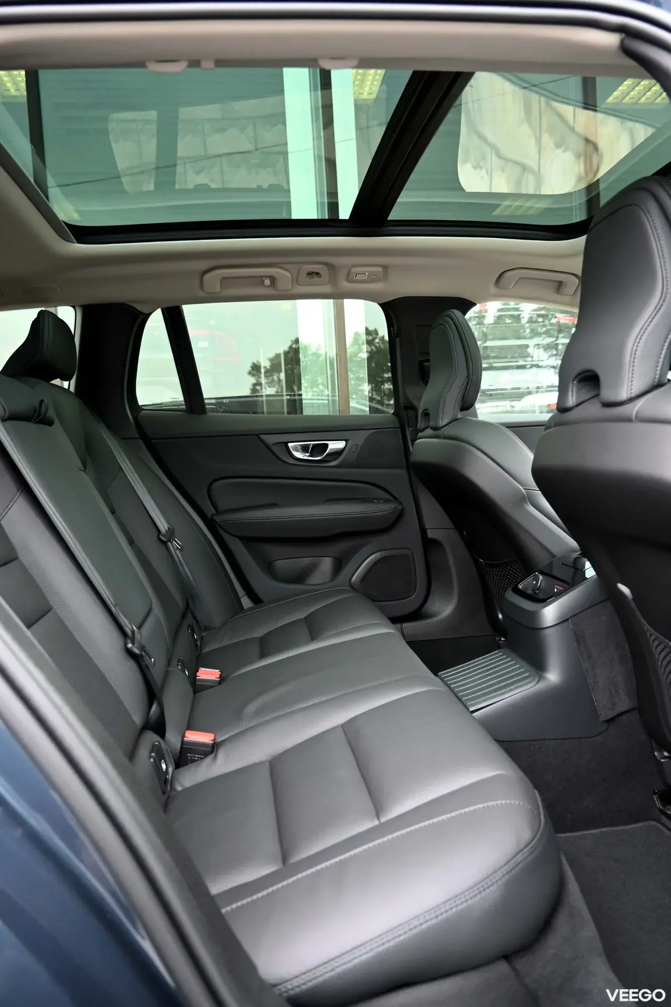 Volvo V60 AWD DARK PLUS XENIUM INTELLI PRO FULL 293kW