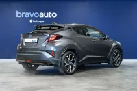 Toyota C-HR Hybrid Style e-CVT 1.8 72kW thumbnail