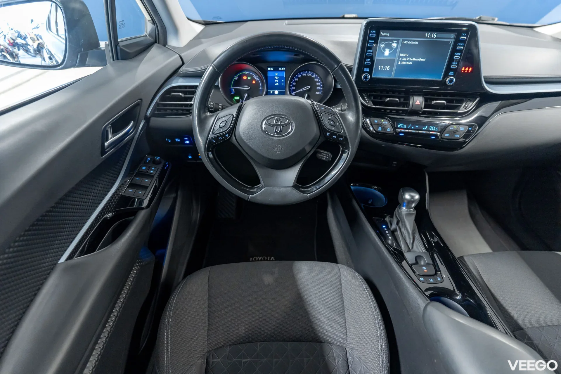 Toyota C-HR Hybrid Style e-CVT 1.8 72kW