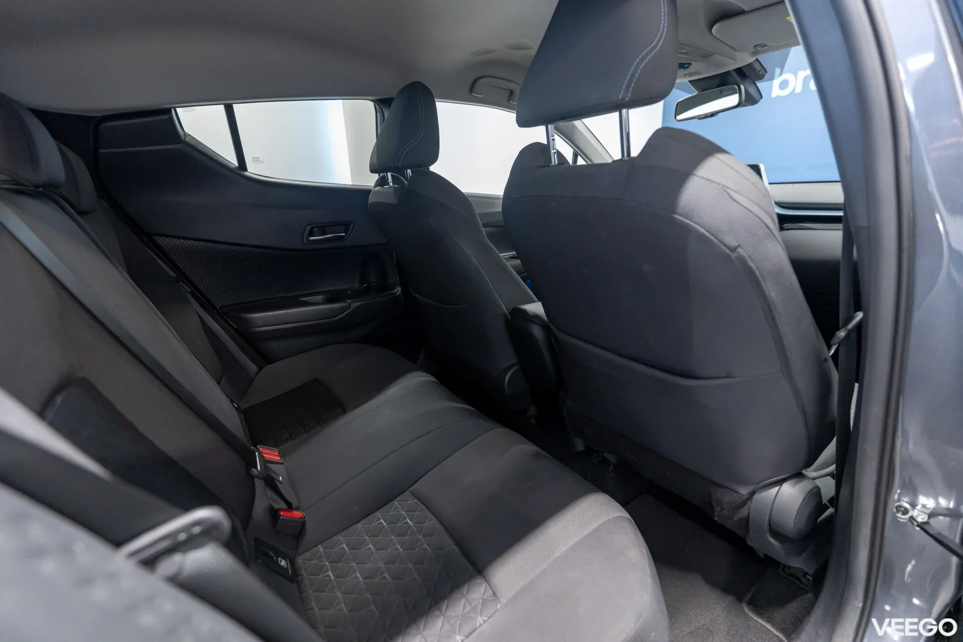 Toyota C-HR Hybrid Style e-CVT 1.8 72kW