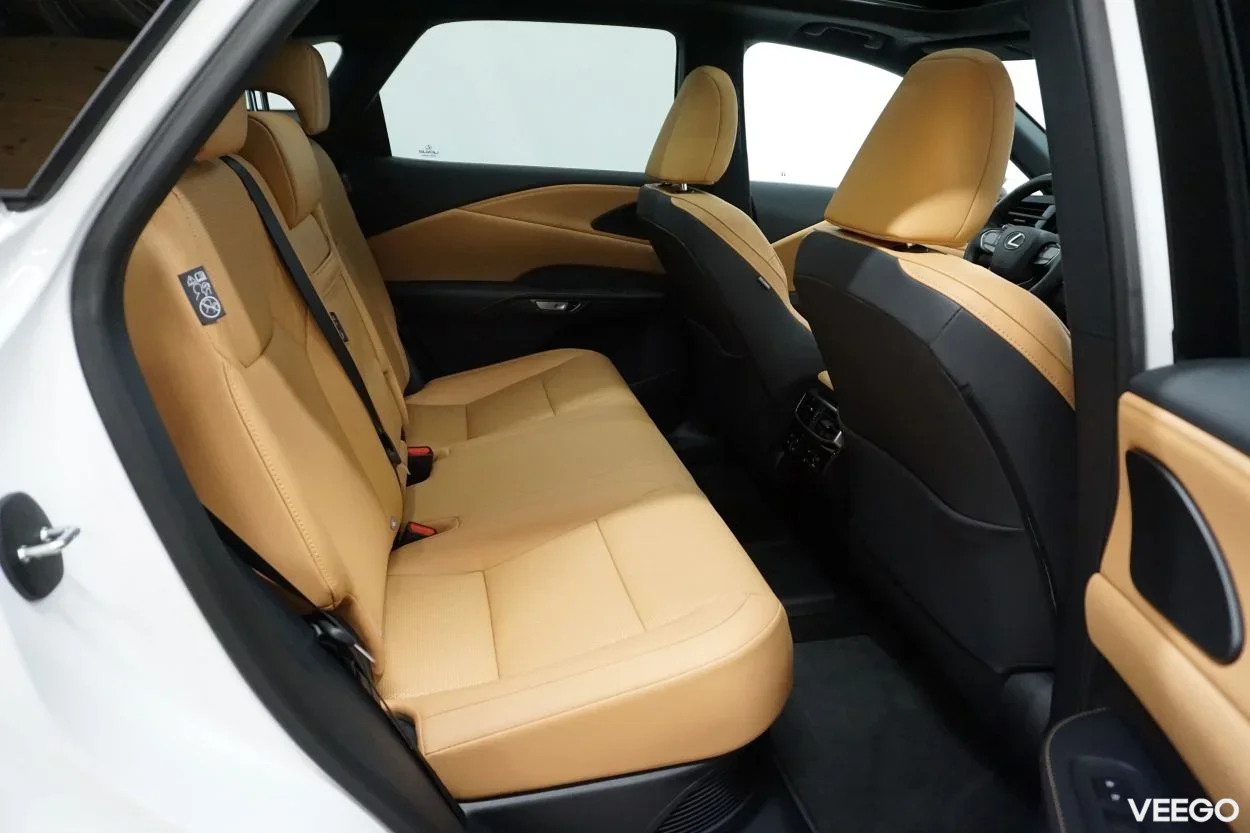 Lexus RX 450h+ F SPORT Design 2.5 136kW