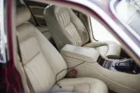 Jaguar XJ6 x300 3.2 155kW thumbnail