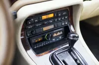 Jaguar XJ6 x300 3.2 155kW thumbnail