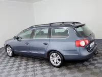 Volkswagen Passat 2.0 104kW thumbnail