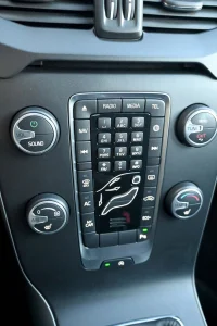 Volvo V40 Cross Country INTELLI WINTER MY2018 88kW thumbnail