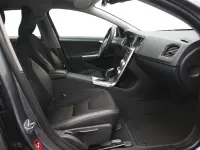 Volvo v60-cross-country 2 110kW thumbnail