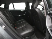 Volvo v60-cross-country 2 110kW thumbnail