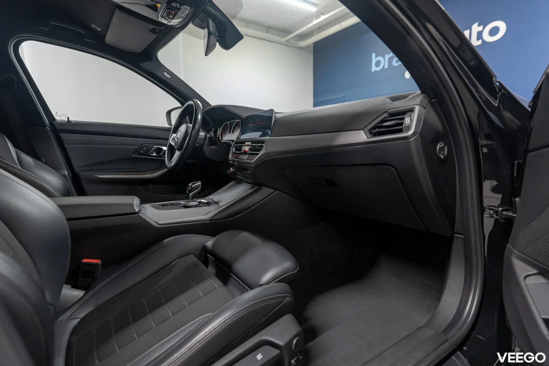 BMW 318 D Advantage 2 110kW