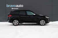 BMW X1 sDrive18i x-Line 1.5 100kW thumbnail