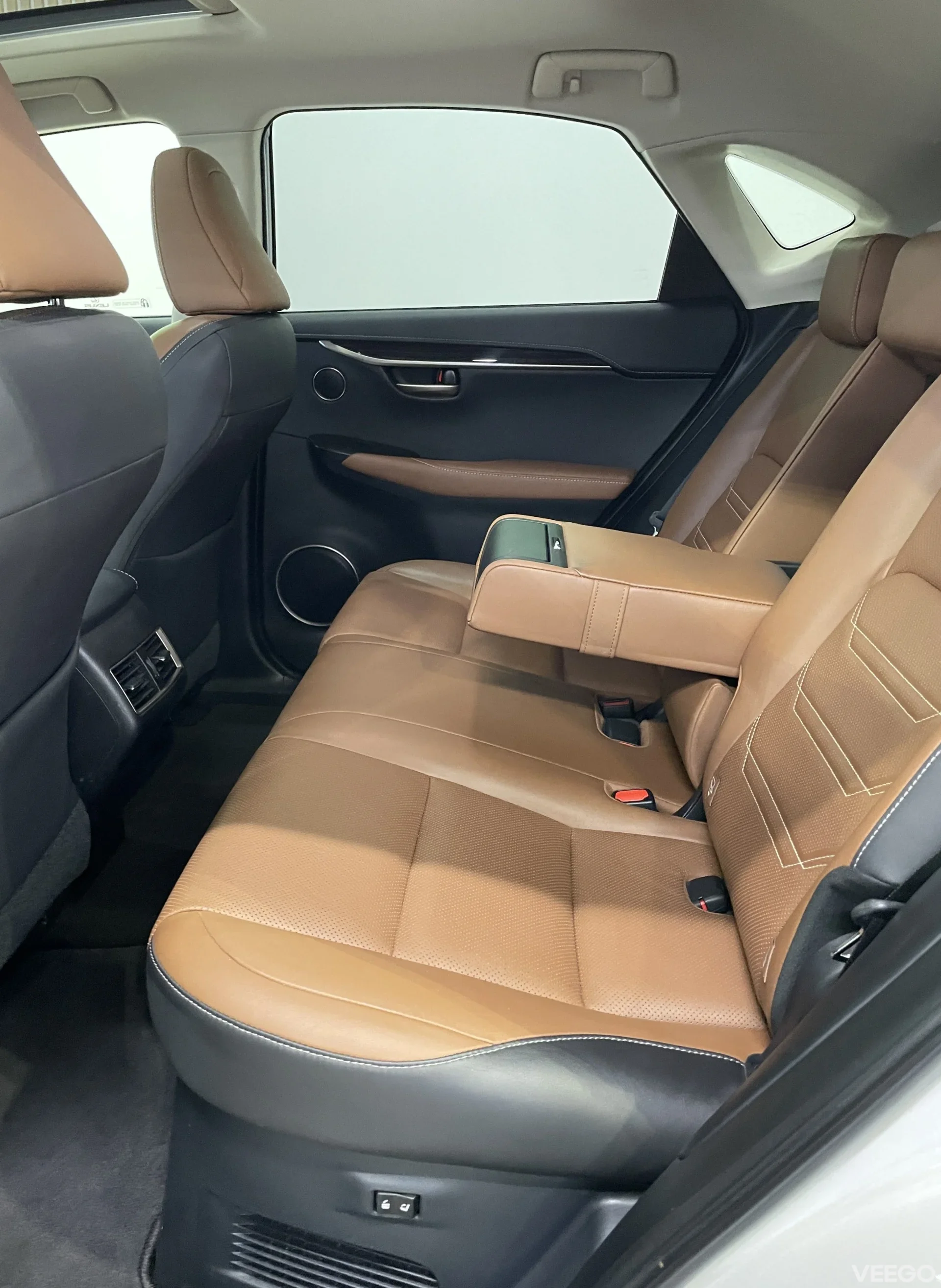 Lexus NX 300h AWD Luxury 114kW