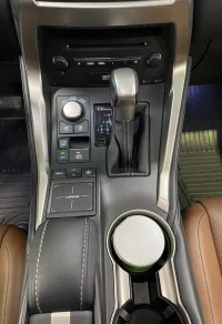 Lexus NX 300h AWD Luxury 114kW thumbnail