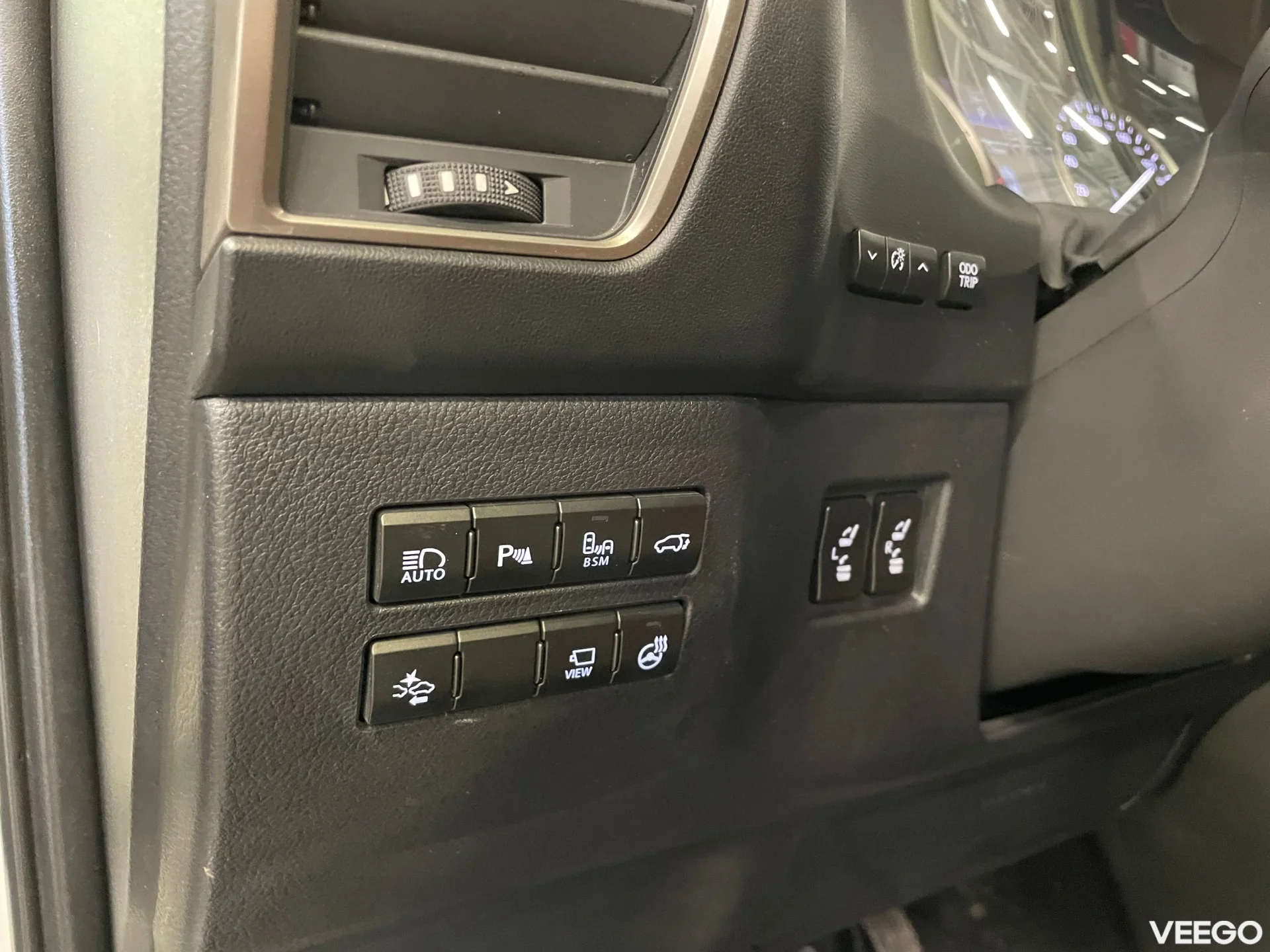 Lexus NX 300h AWD Luxury 114kW