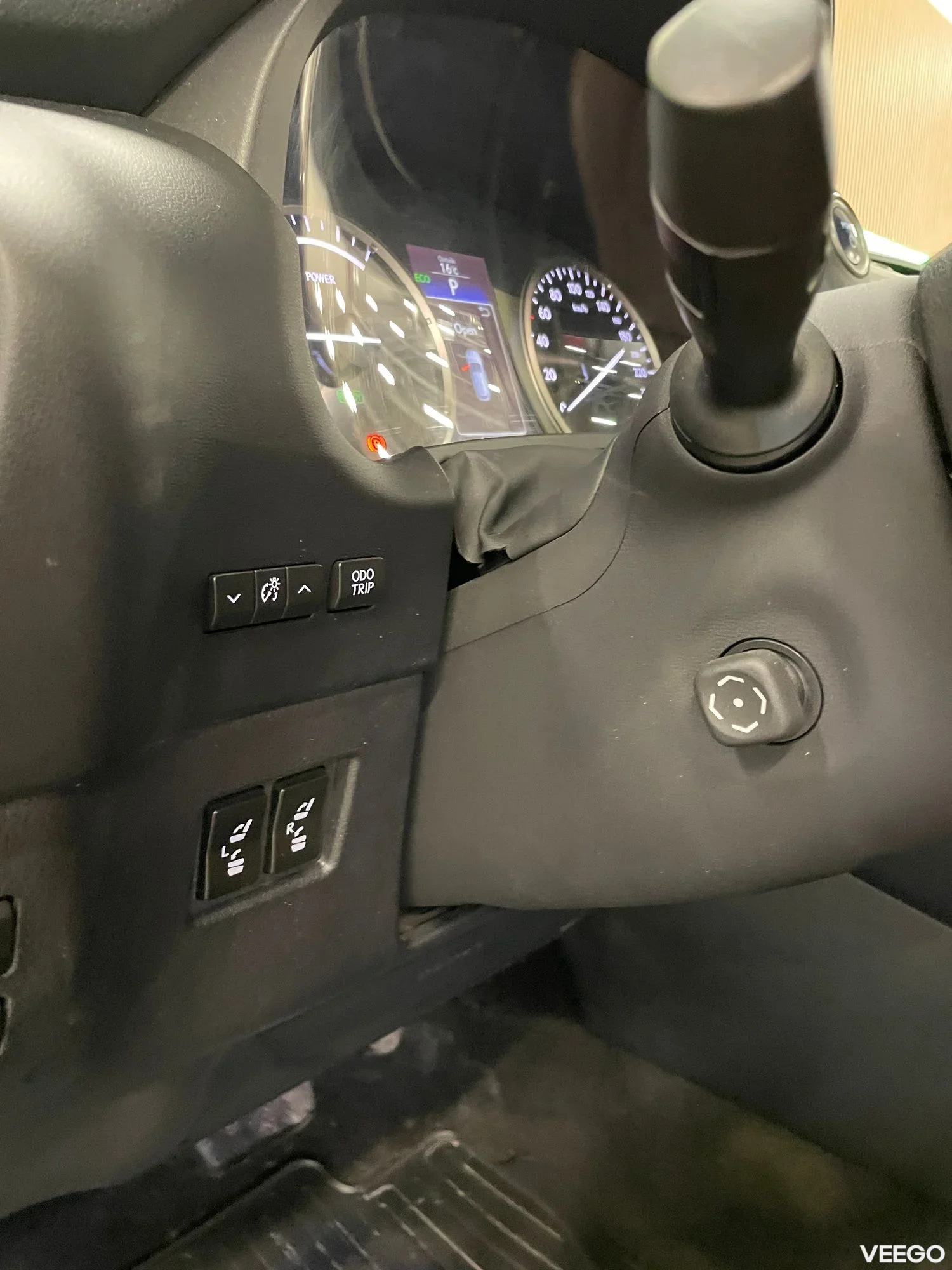 Lexus NX 300h AWD Luxury 114kW