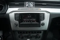 Volkswagen Passat  R-Line 4Motion Comfortline 1.4 92kW thumbnail