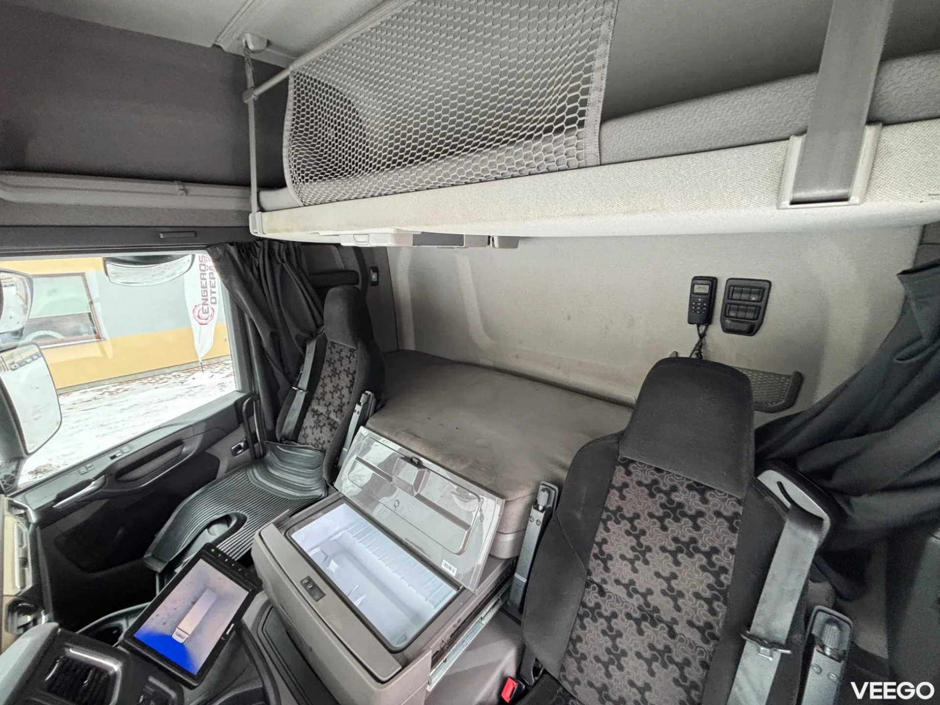 Scania G410 8X4*4 EURO6 + MITSUBISHI TU100SA 302kW