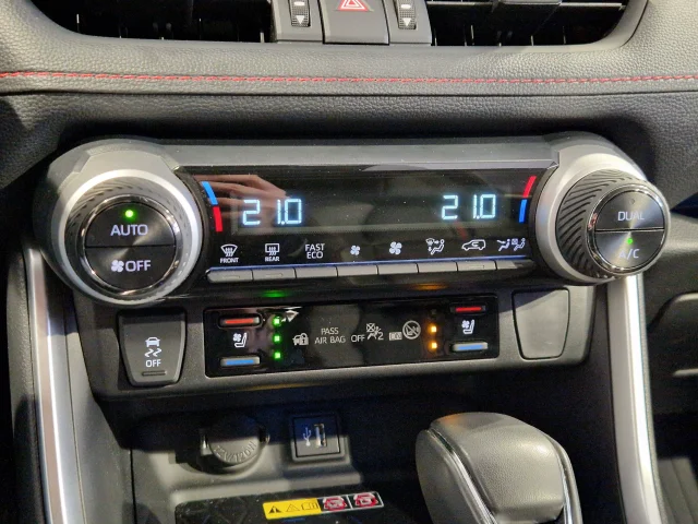 Image of Toyota RAV4 Plug-in Hybrid Premium AWD 2.5 136kW