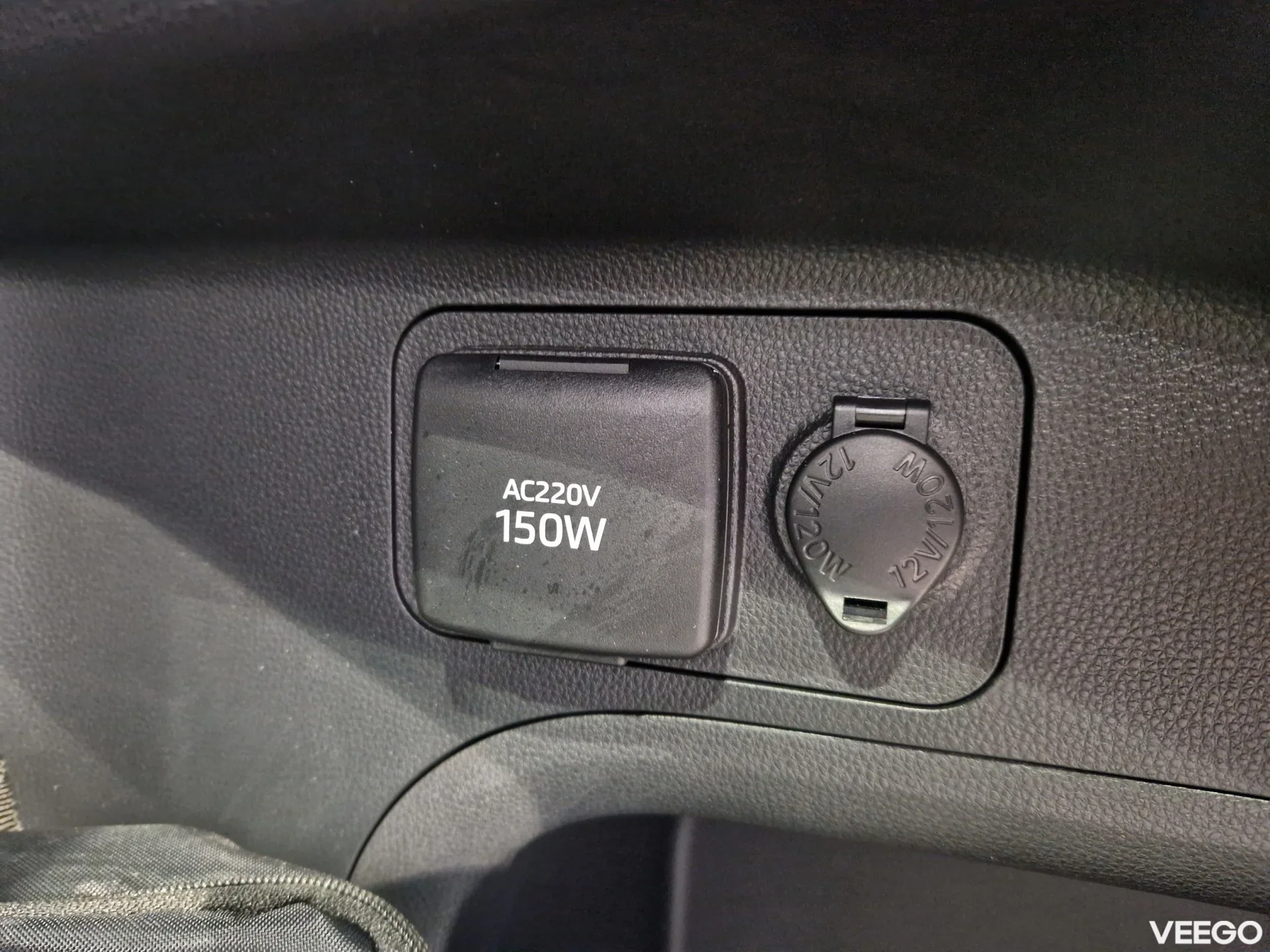 Toyota RAV4 Plug-in Hybrid Premium AWD 2.5 136kW