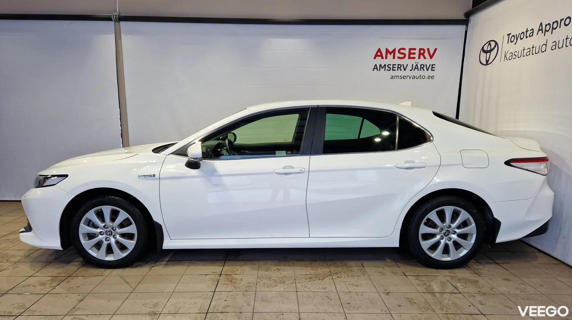 Toyota Camry Luxury Business 2.5 131kW