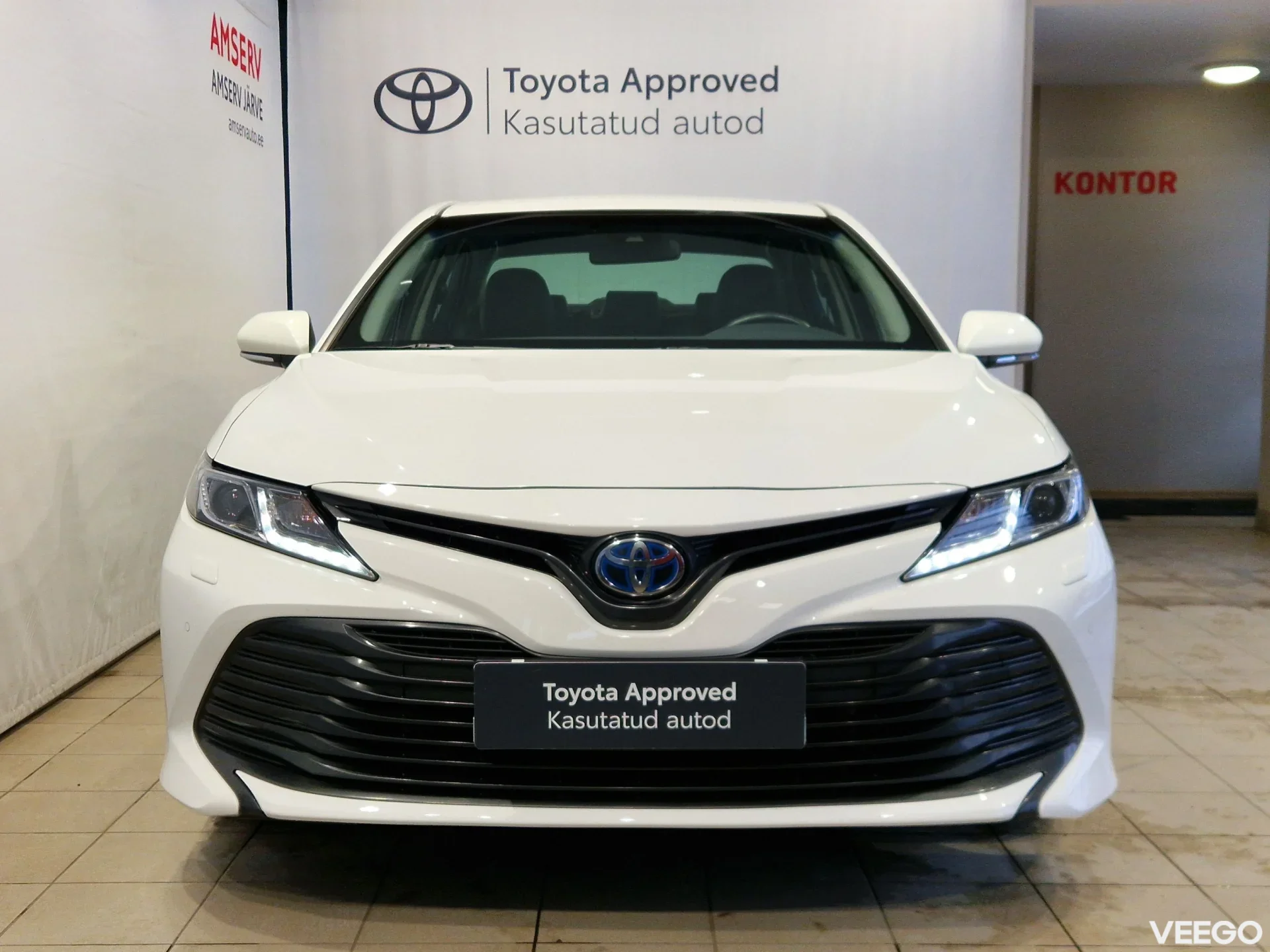 Toyota Camry Luxury Business 2.5 131kW