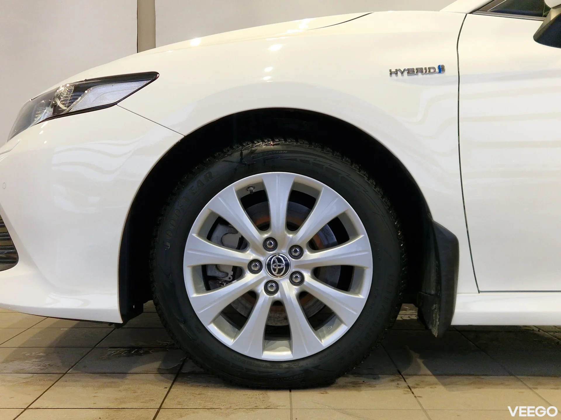 Toyota Camry Luxury Business 2.5 131kW