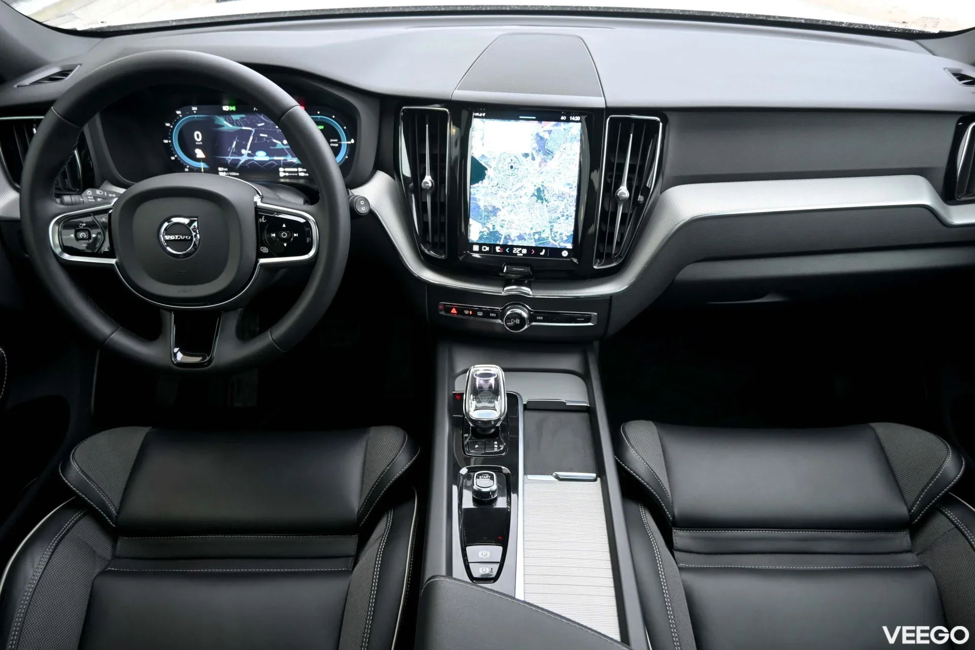 Volvo XC60 AWD T6 ULTRA DARK XENIUM INTELLI SAFE 2 293kW