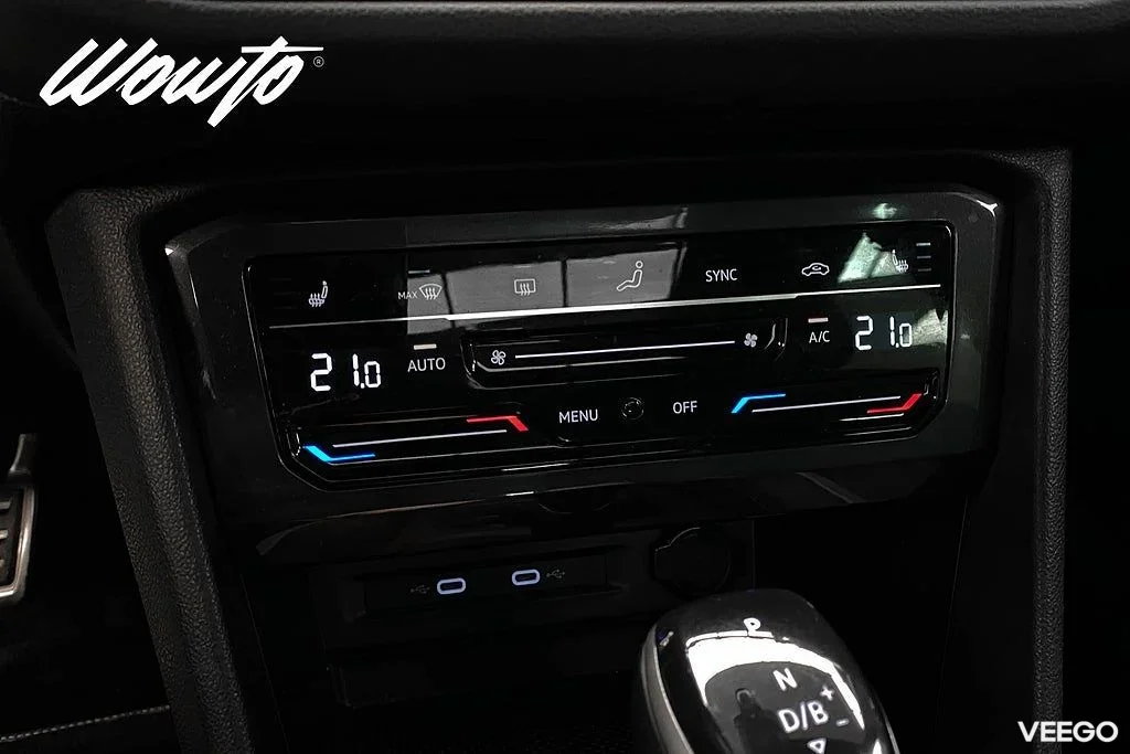 Volkswagen Tiguan eHybrid DSG 245HK R-Line /Pano /Cockpit/4.95% 180kW