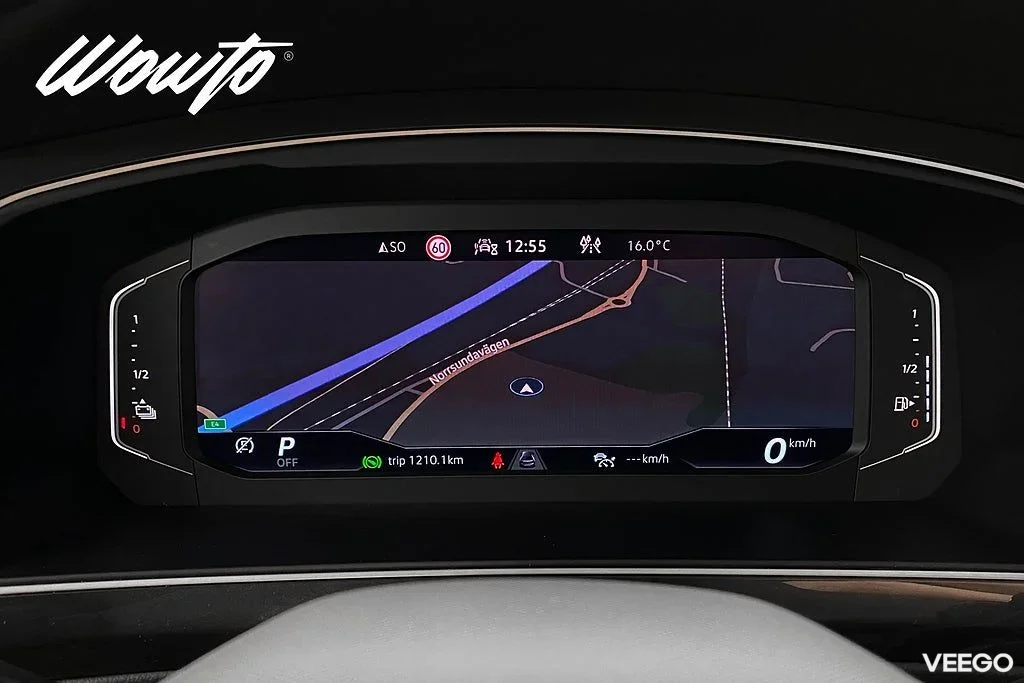 Volkswagen Tiguan eHybrid DSG 245HK R-Line /Pano /Cockpit/4.95% 180kW