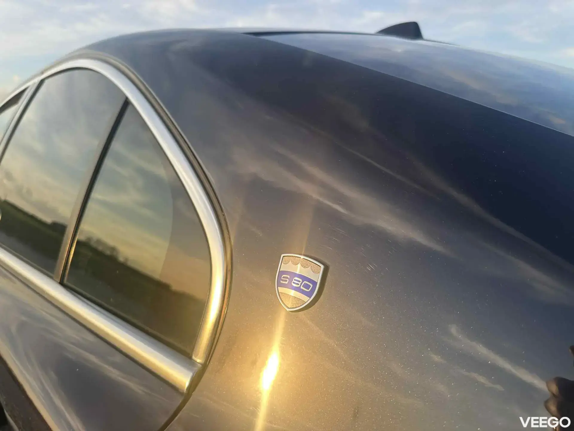 Volvo S80 V8 4.4 250kW