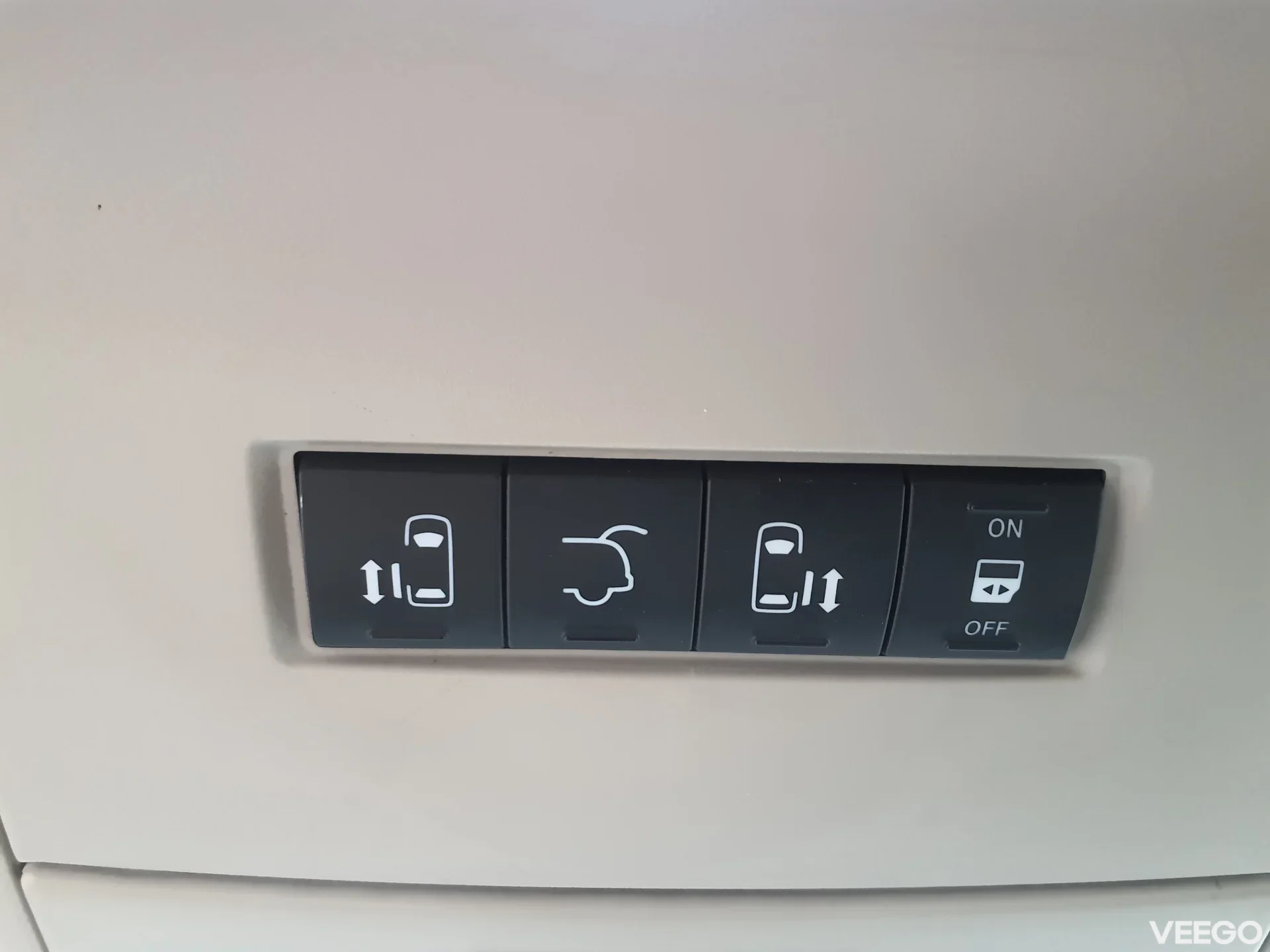 Lancia Voyager Platinum Stow&Go 3.6 208kW