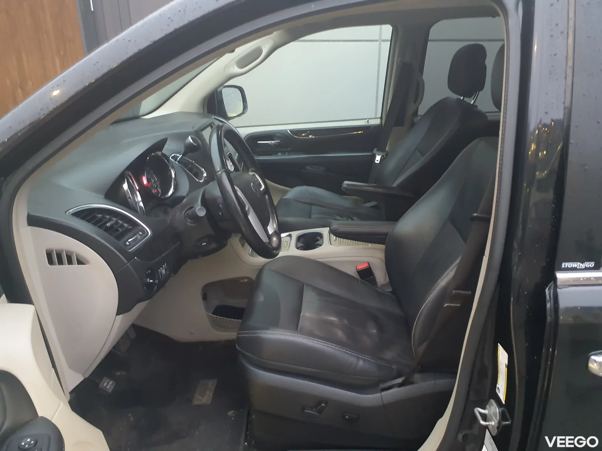 Lancia Voyager Platinum Stow&Go 3.6 208kW