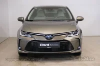 Toyota Corolla Luxury Hybrid 1.8 72kW thumbnail