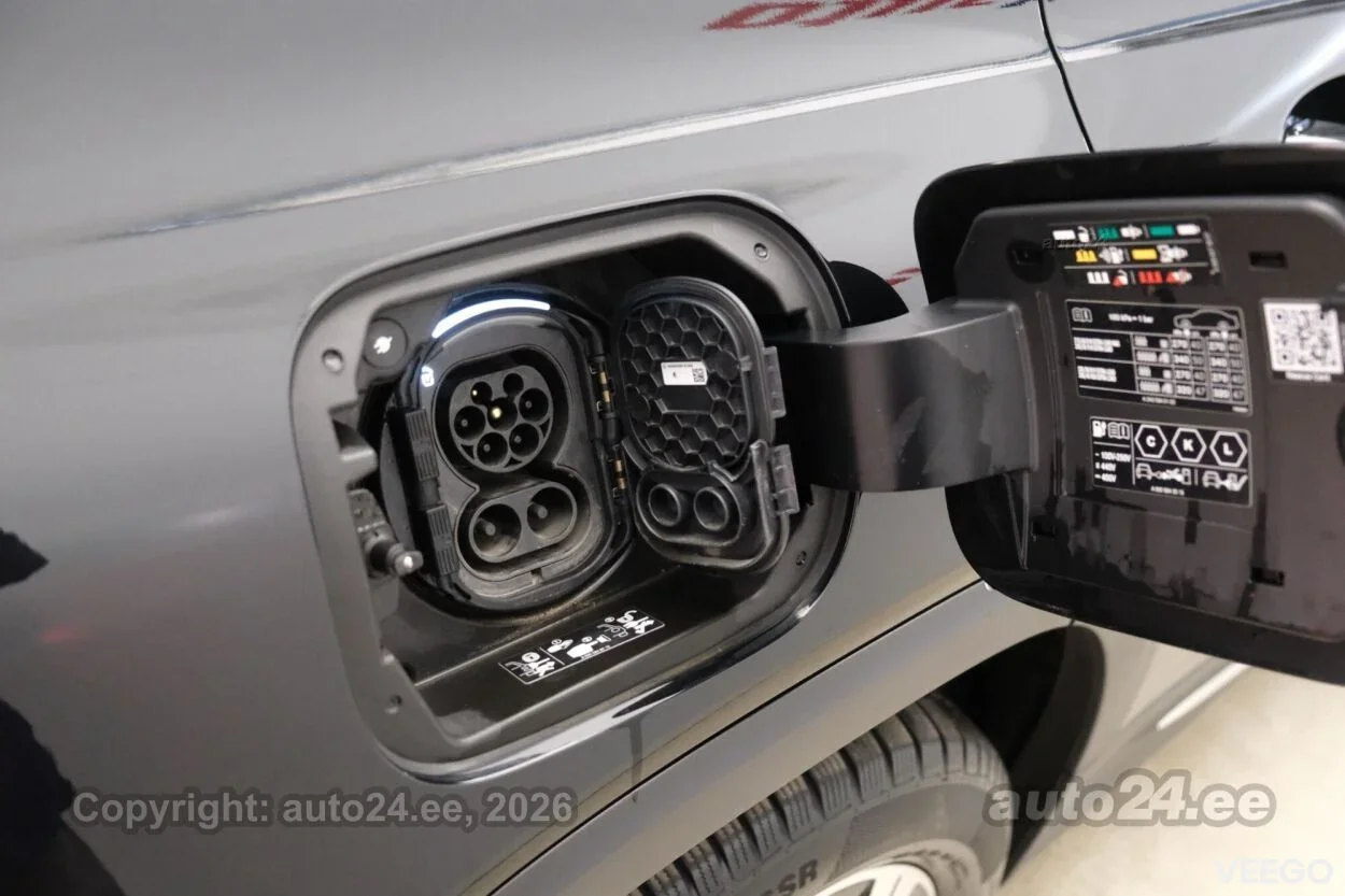 Mercedes-Benz EQB 300 4MATIC AMG 139kW