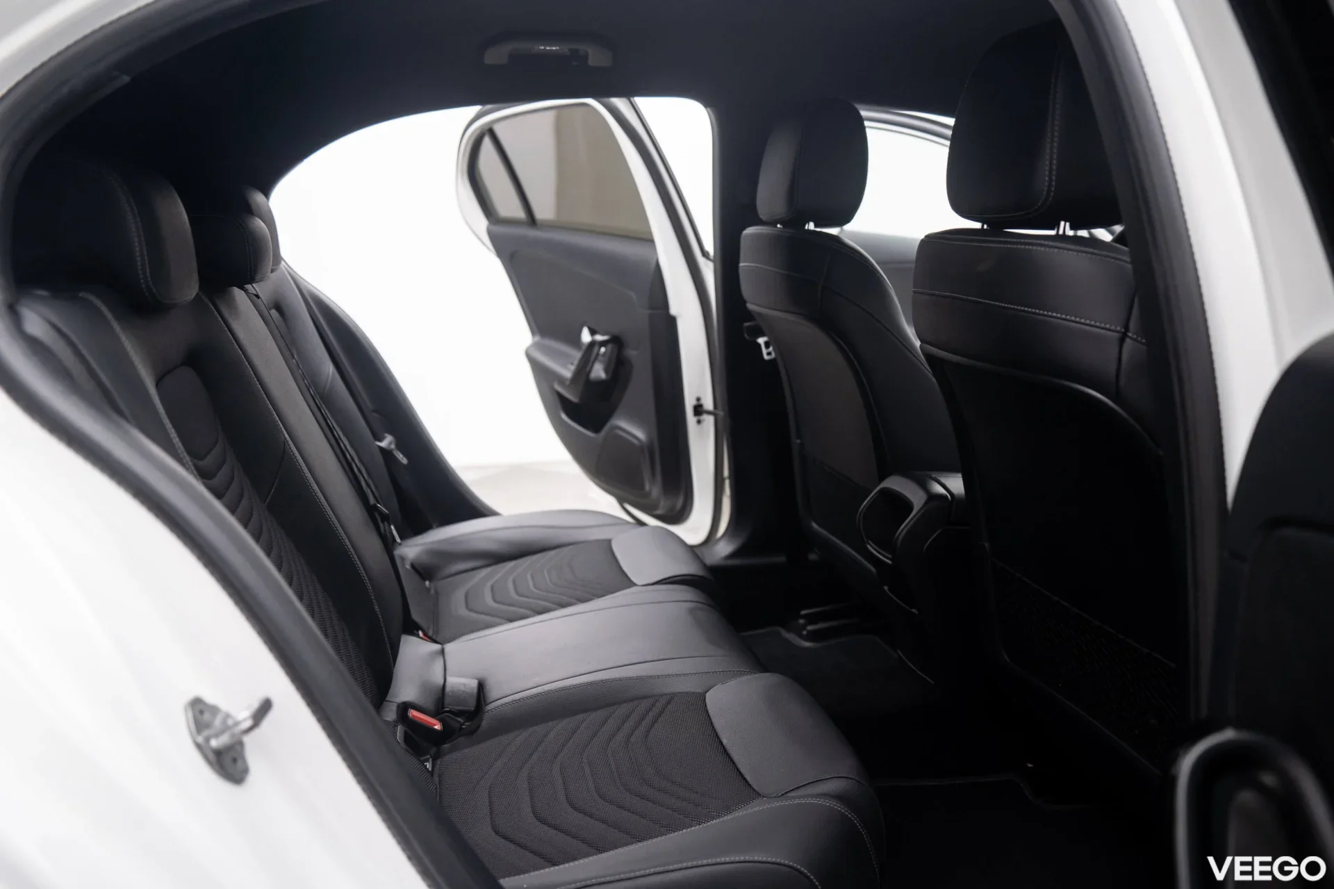 Mercedes-Benz A180 d 1.5 85kW