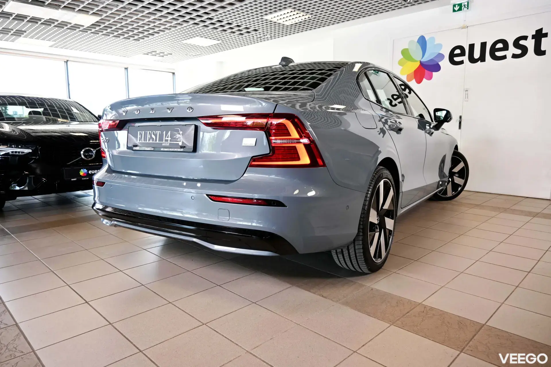 Volvo S60 AWD B&W ULTIMATE DARK XENIUM INTELLI 335kW