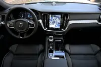 Volvo S60 AWD B&W ULTIMATE DARK XENIUM INTELLI 335kW thumbnail
