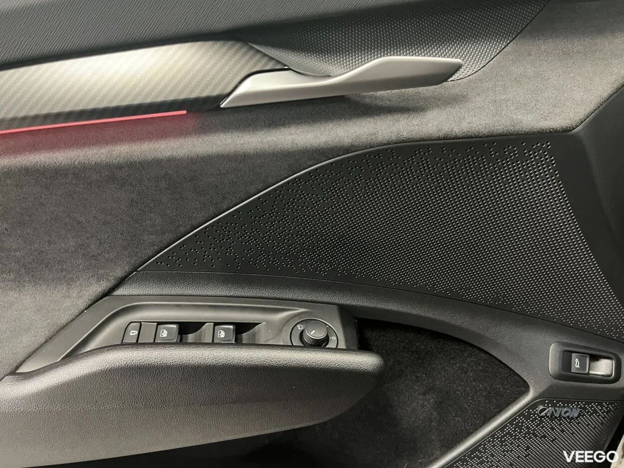 Skoda Enyaq 85x RS / 250kW / 84kWh / 4x4 77kW