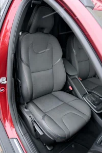 Volvo V40 Cross Country THORS INTELLI 2 88kW thumbnail