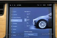 Tesla Model X 75D AWD 158kW thumbnail