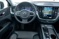 Volvo XC60 AWD DARK Plus Intelli Safe PRO Wntr 2 335kW thumbnail