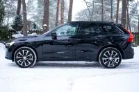 Volvo XC60 AWD DARK Plus Intelli Safe PRO Wntr 2 335kW thumbnail