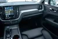 Volvo XC60 AWD DARK Plus Intelli Safe PRO Wntr 2 335kW thumbnail