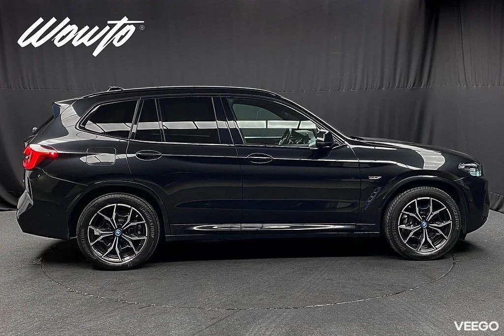 BMW X3 xDrive30e 292HK M-Sport /HiFi /B-Kamera /Moms 215kW