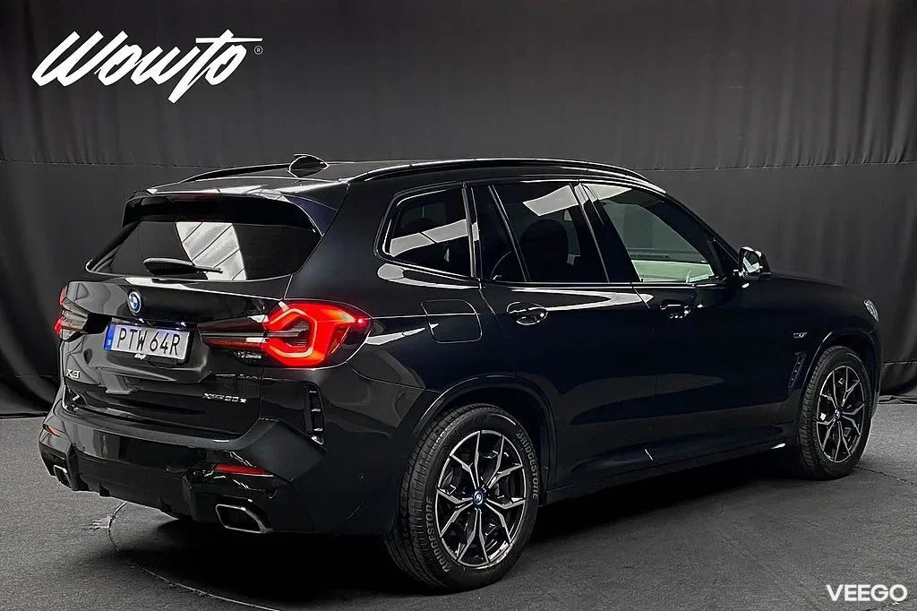 BMW X3 xDrive30e 292HK M-Sport /HiFi /B-Kamera /Moms 215kW